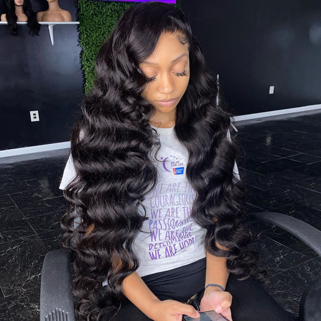Real Remy Hair Loose Curl Bundles with Frontal